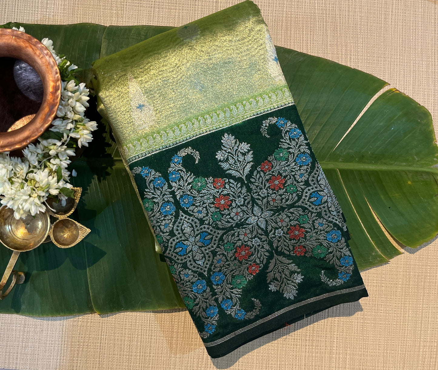 Contrast Floral Tissue saree