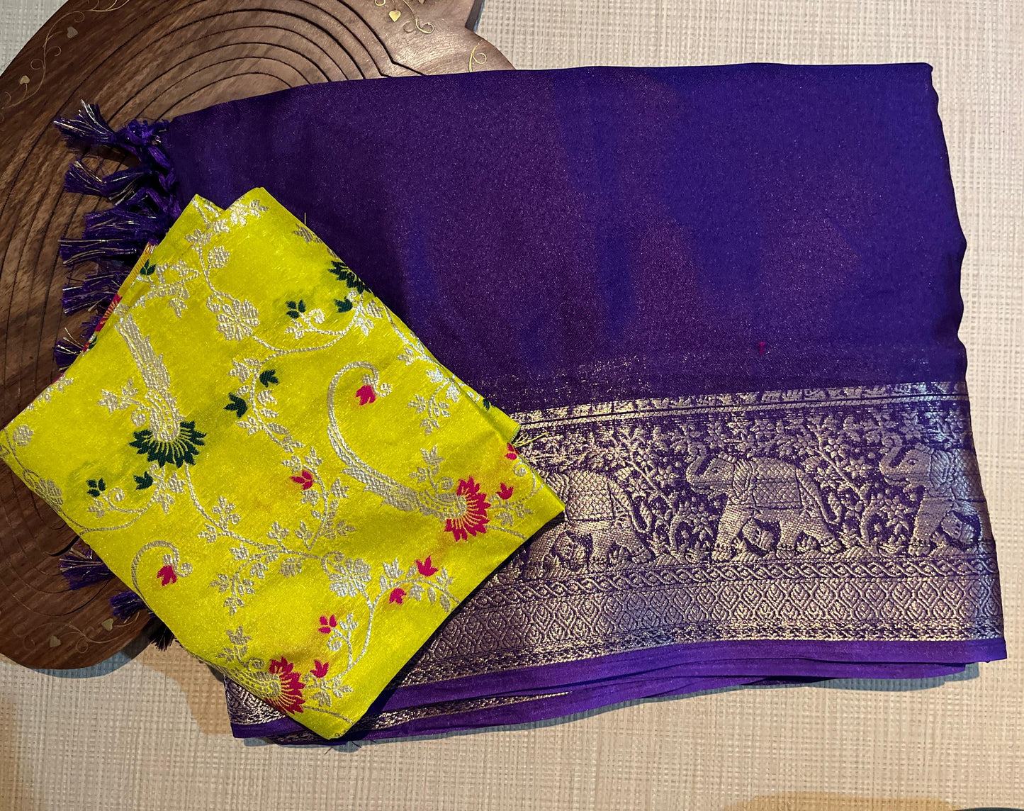 Banarasi Golden Zari