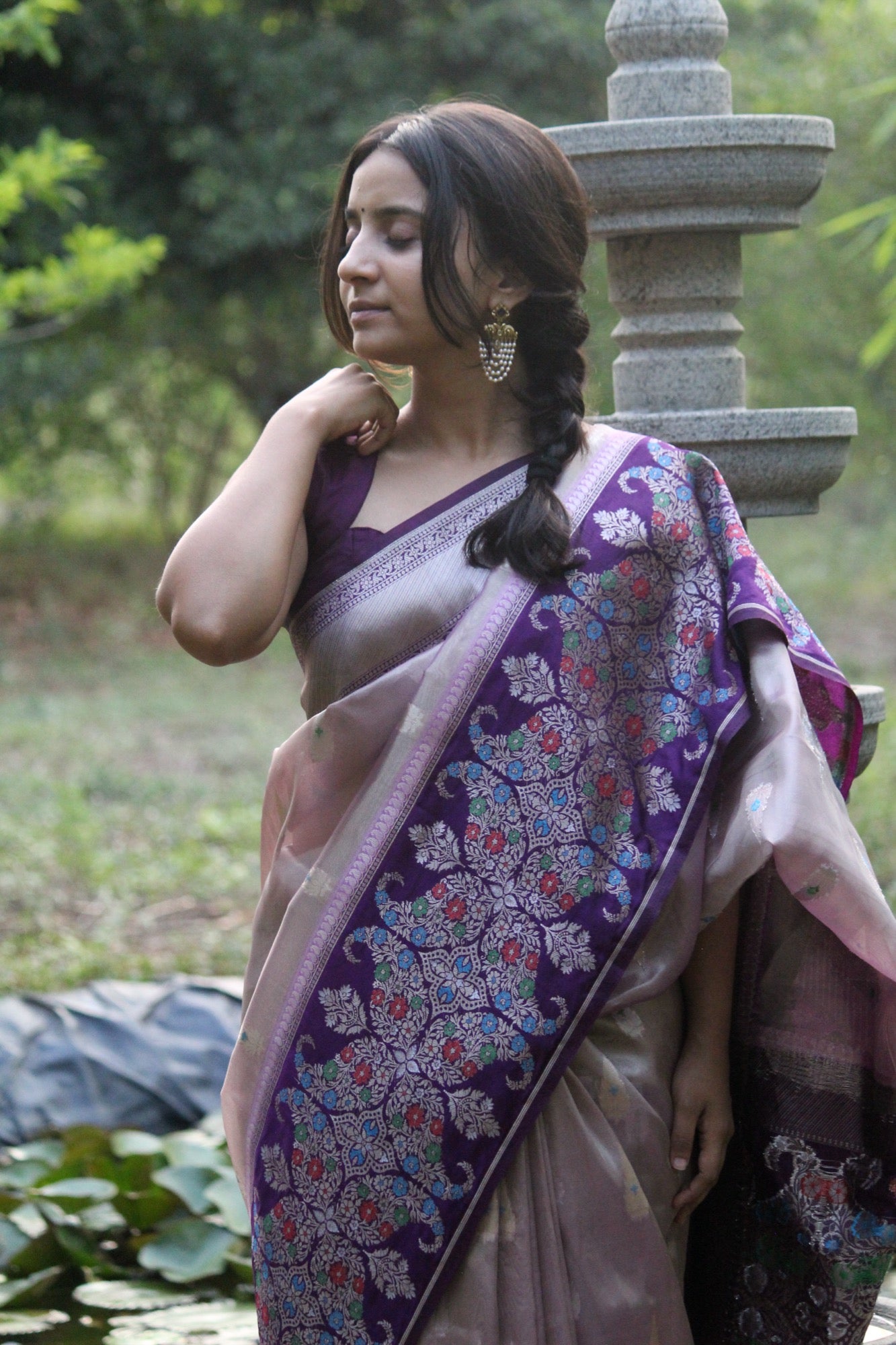 Contrast Floral Tissue saree
