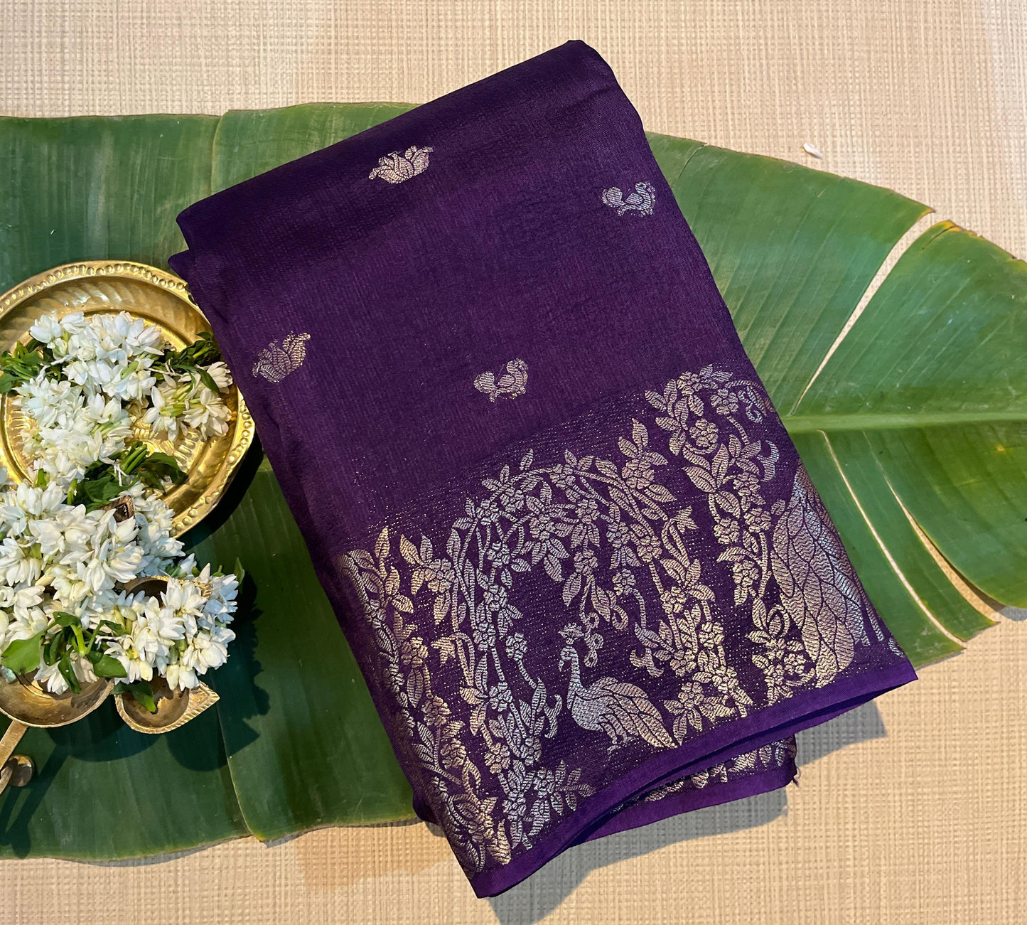 Lightweight  Bright  Motif Silk saree